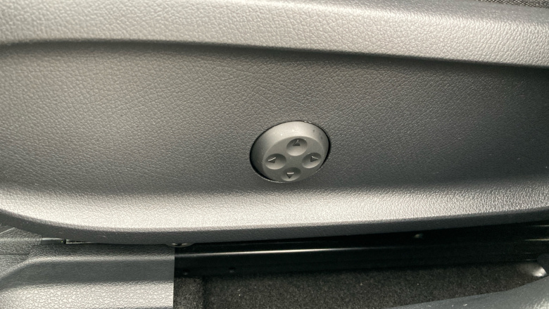 Mercedes-Benz CLA 220d AMG Line Premium Plus 4dr Tip Auto Diesel Saloon